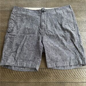 J. Crew Men’s Gray Flat Front Shorts with Chambray Texture